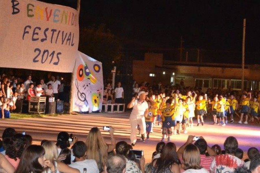 Velada Escuela 321 - Foto FM Spacio