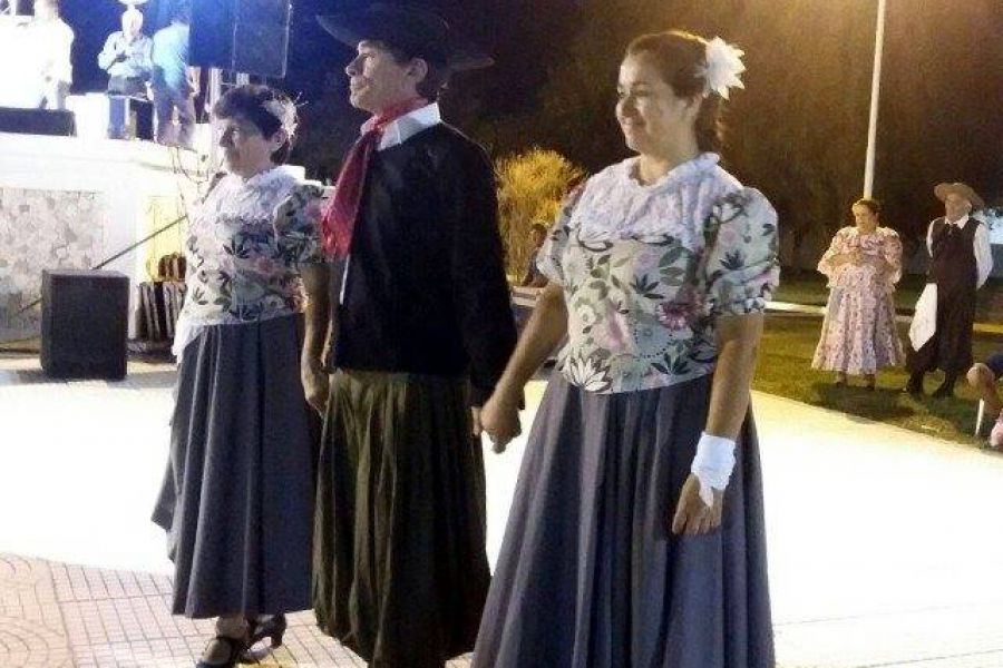 San Agustin Canta y Baila - Foto FM Spacio