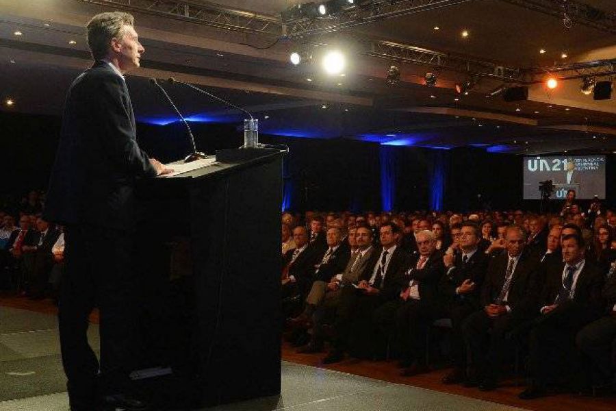 Macri en la UIA - Foto Presidencia