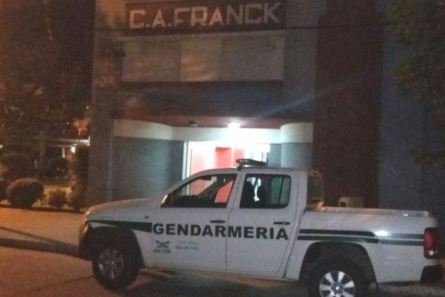 Gendarmeria en el CAF - Foto FM Spacio