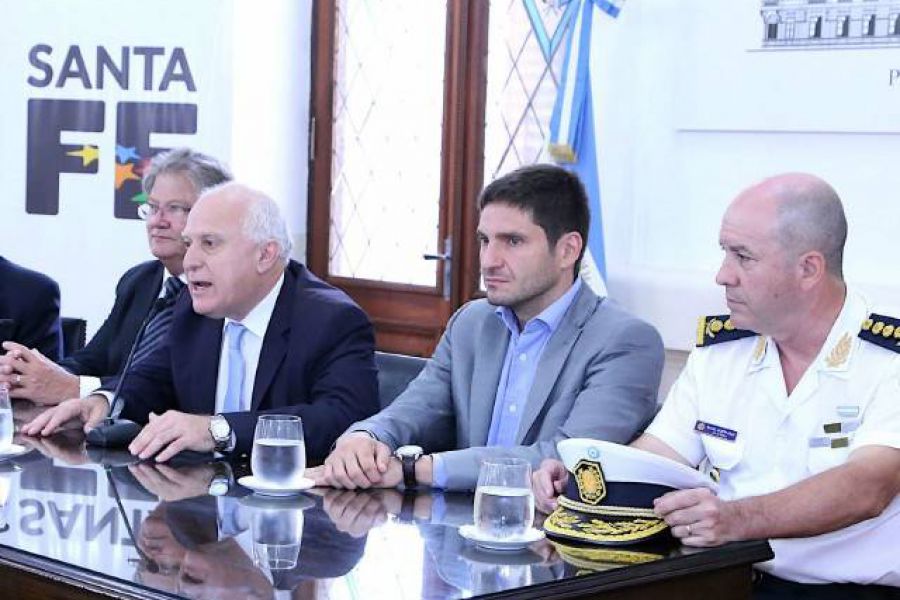 Lifschitz agradeció a la Policía Provincial