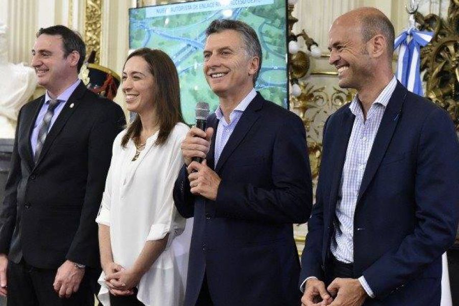 Anuncio de Obras viales - Foto Presidencia