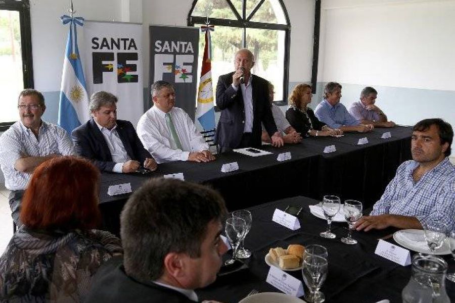 Lifschitz con Intendentes y Comunales - Foto Prensa GSF