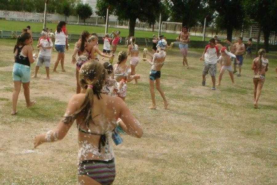 Carnaval en la Colonia del CAF - Foto FM Spacio