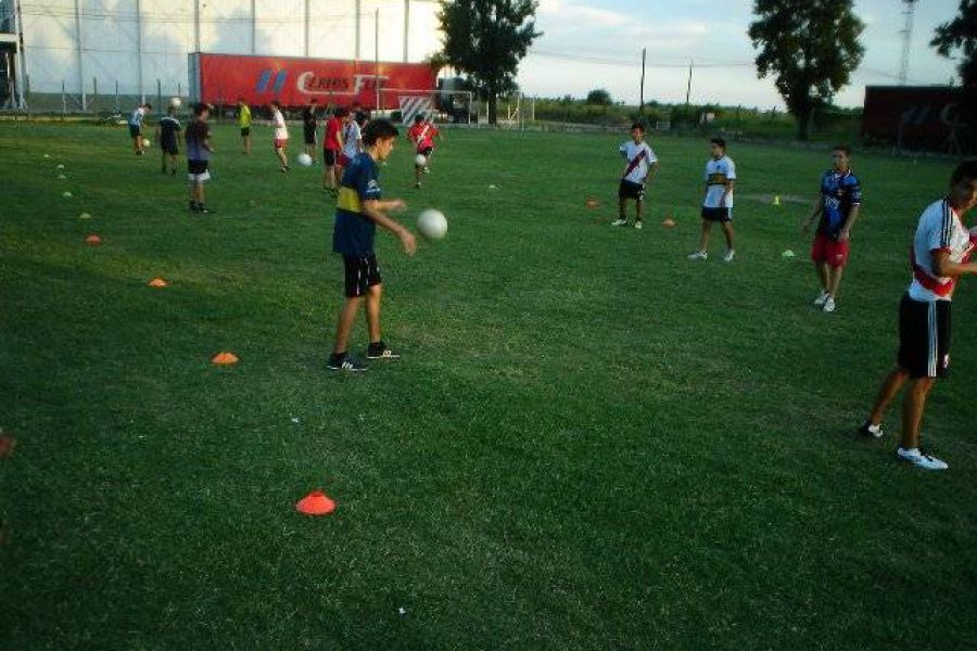 Inferiores CAF - Foto FM Spacio
