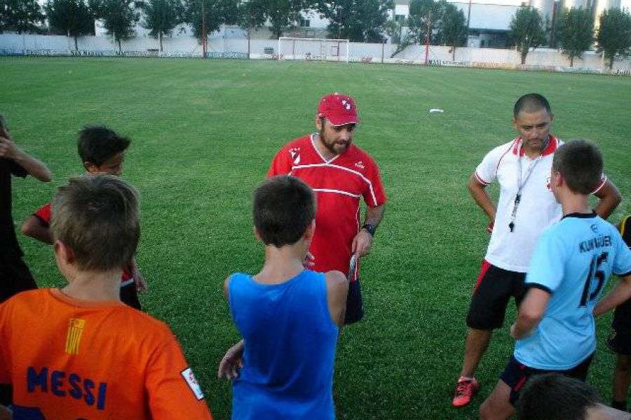 Inferiores CAF - Foto FM Spacio