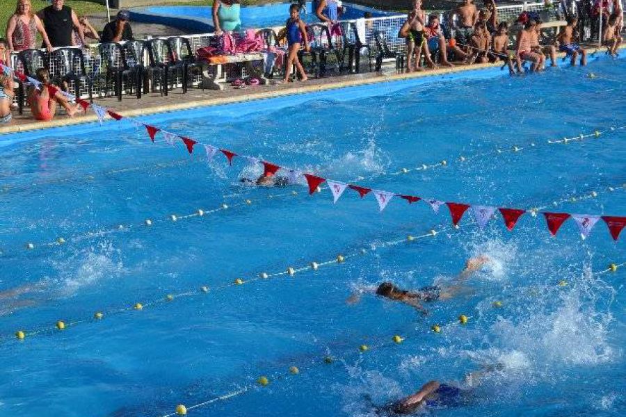 Encuentro de Natacion CAF - Foto FM Spacio