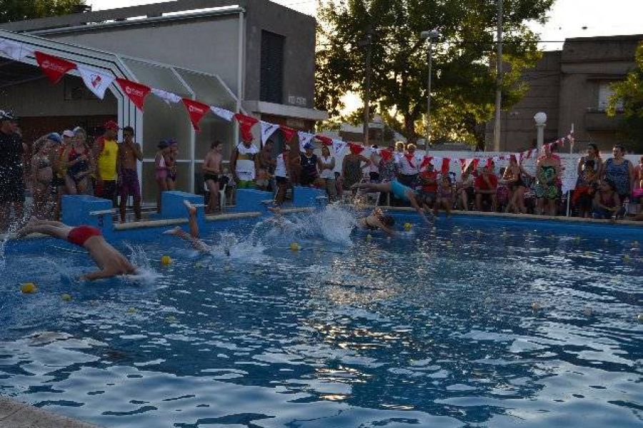 Encuentro de Natacion CAF - Foto FM Spacio