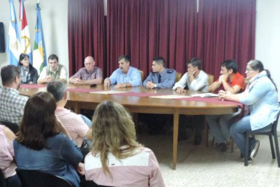 Reunion de seguridad - Foto FM Spacio