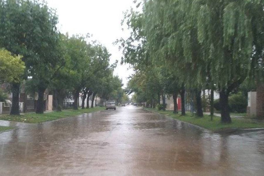Anegamiento por lluvia en SJN - - Foto FM Spacio