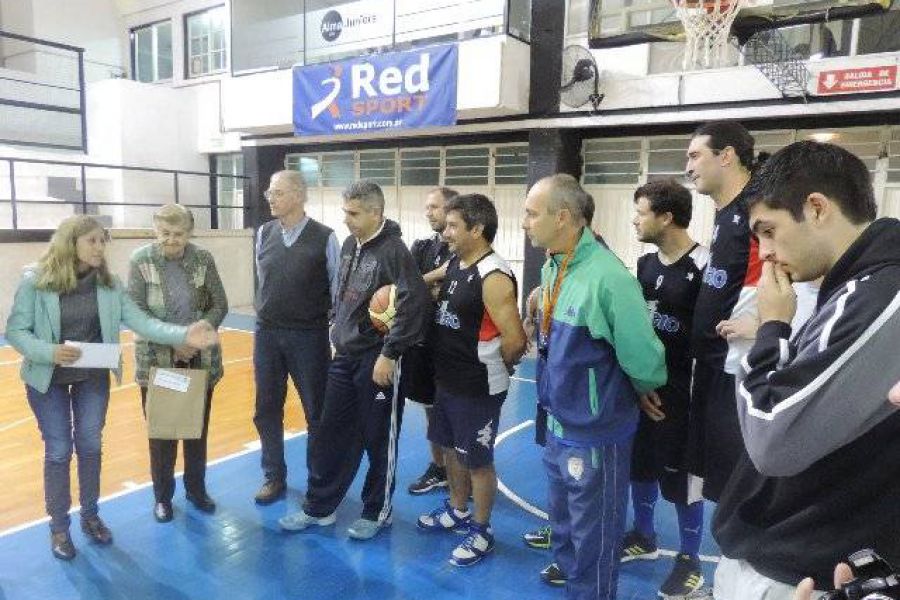 Basquet Alma Jrs. vs CAF - Foto FM Spacio