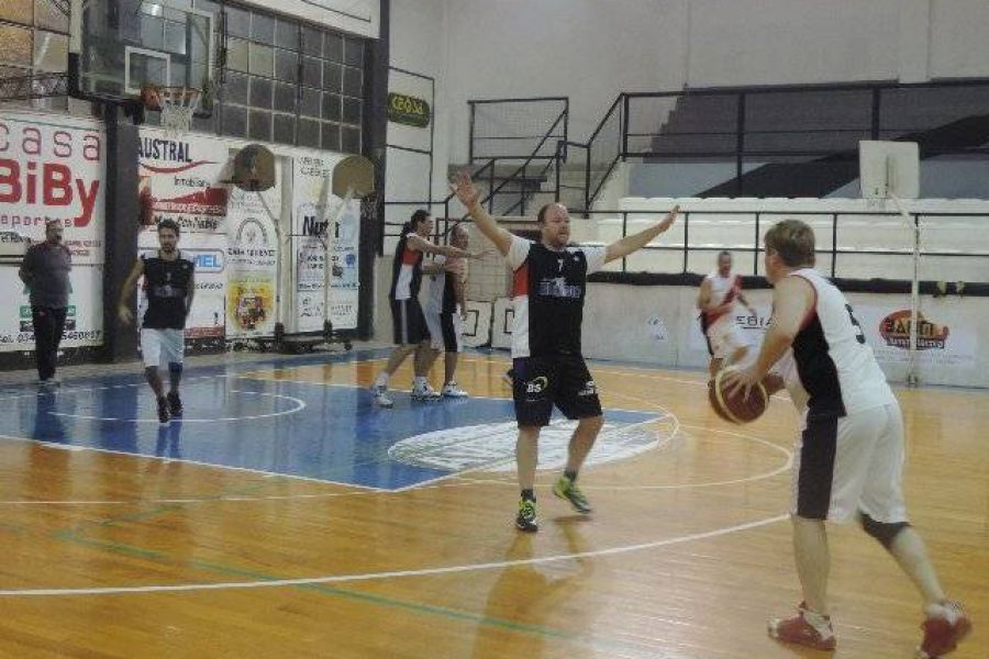 Basquet Alma Jrs. vs CAF - Foto FM Spacio