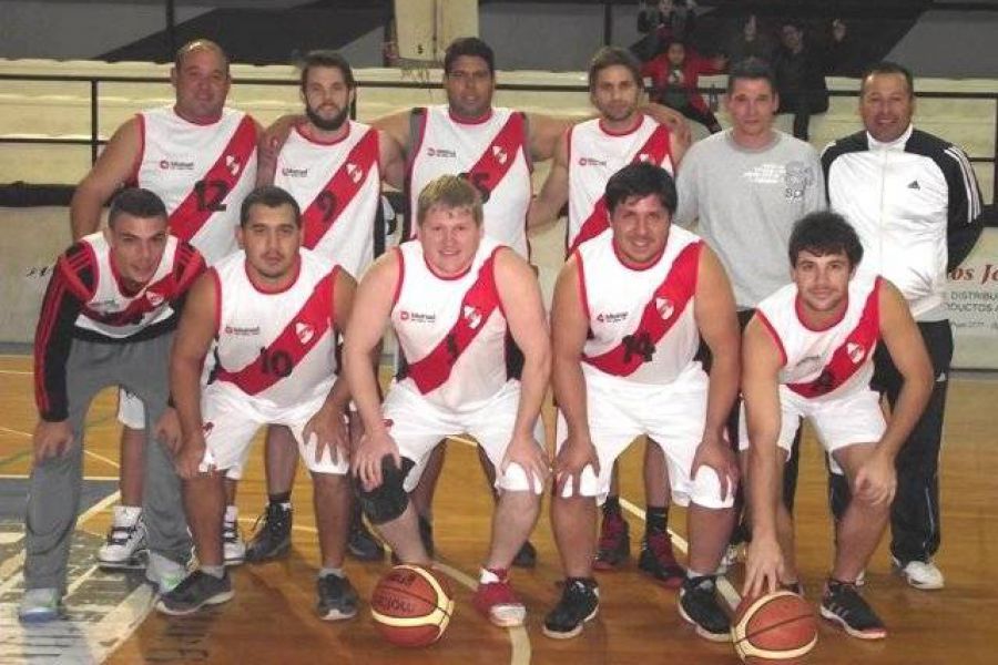 Basquet Alma Jrs. vs CAF - Foto FM Spacio