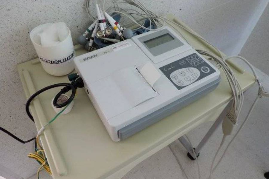 Electrocardiografo - Foto Comuna de Franck