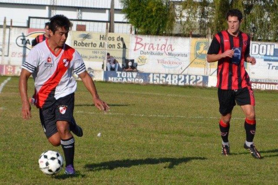 LEF Primera CAF vs CAL - Foto FM Spacio