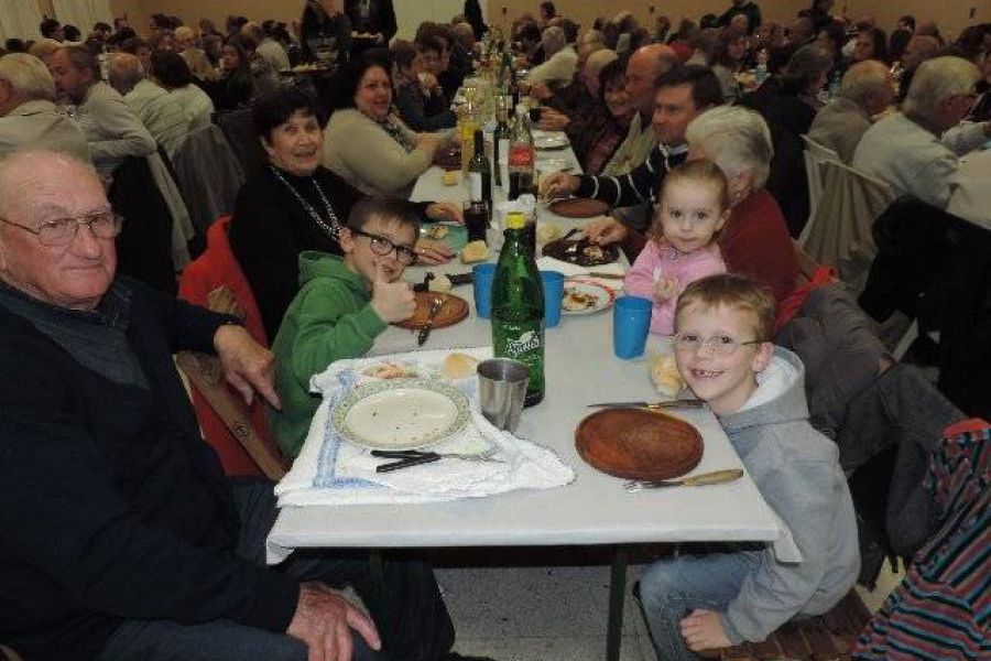 Cena Pro-Obras Capilla Itati - Foto FM Spacio