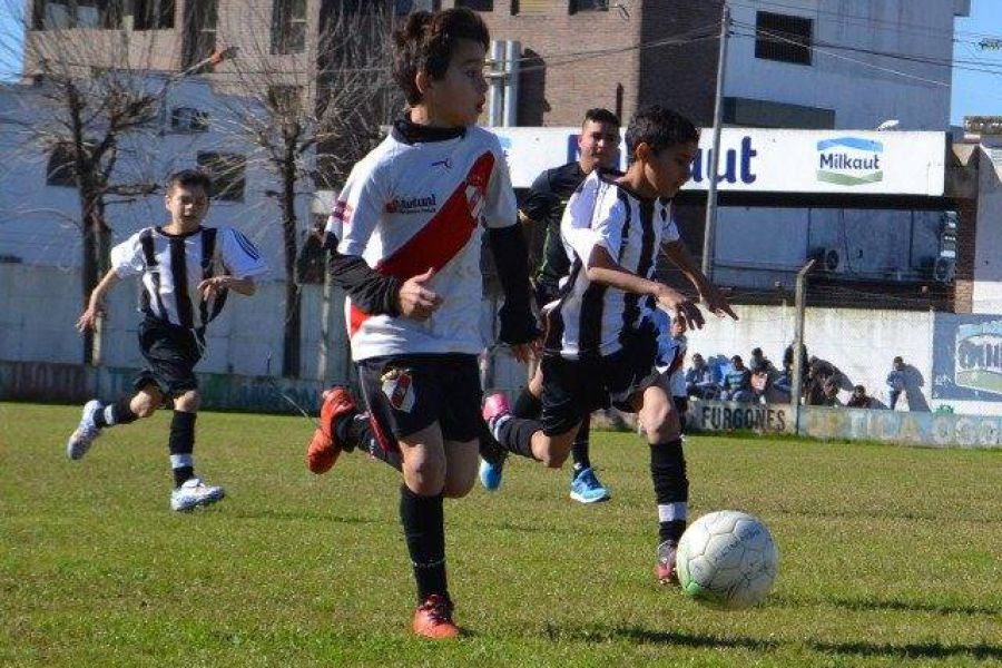 LEF Inferiores CAF Jrs. vs SPFBC - Foto FM Spacio