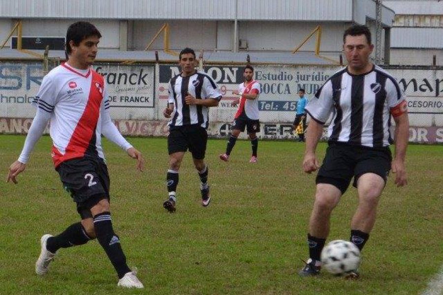 LEF Primera CAF vs SFBC - Foto FM Spacio