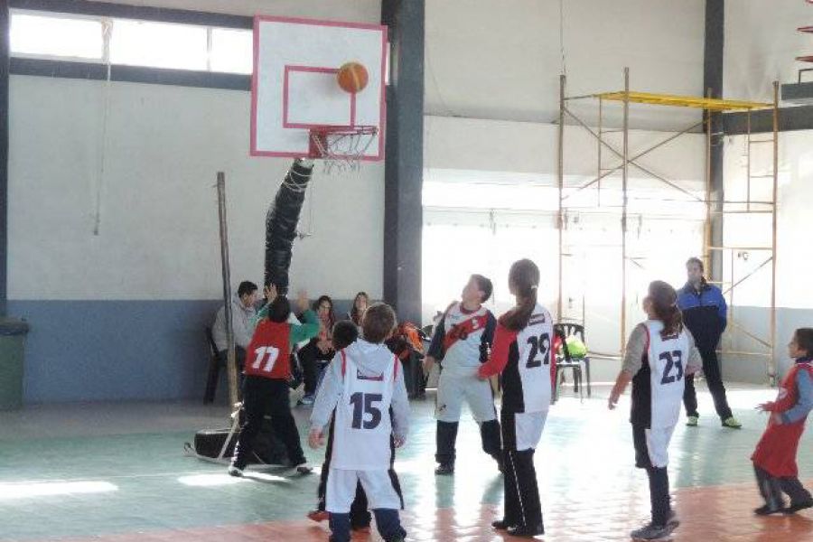 Encuentro de Basquet en el CAF - Foto FM Spacio