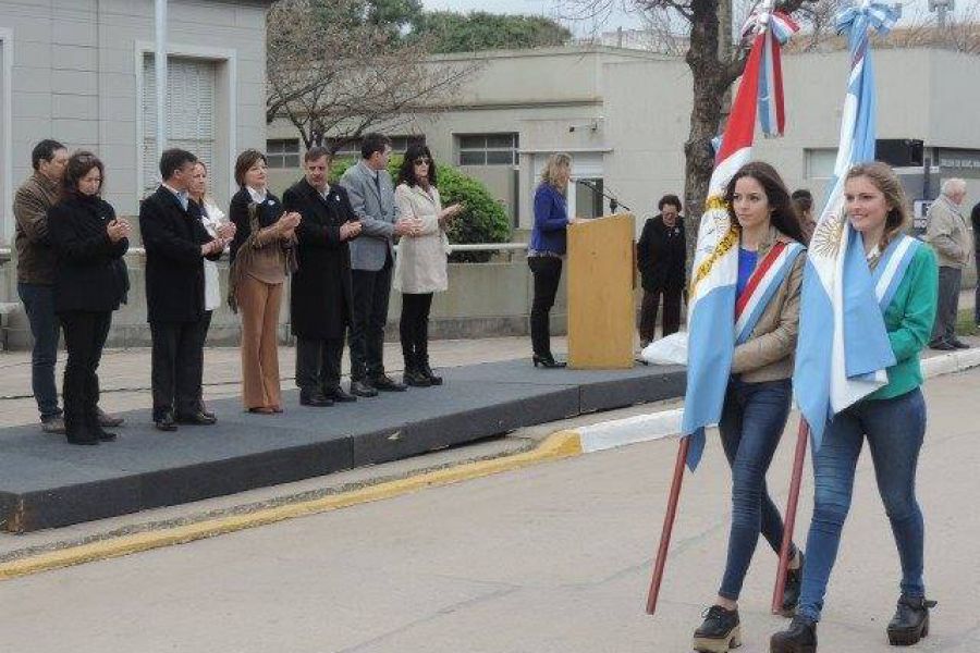 Desfile por el Bicentenario de Independencia - Foto FM Spacio