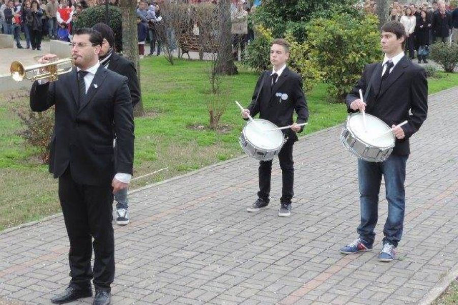 Desfile por el Bicentenario de Independencia - Foto FM Spacio