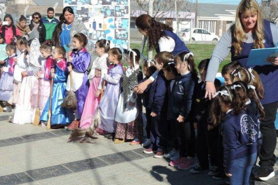 Actos Bicentenario de la Independecia - Foto FM Spacio