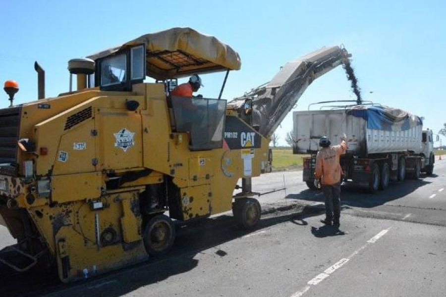Continúan los arreglos en varios sectores de RN Nº19