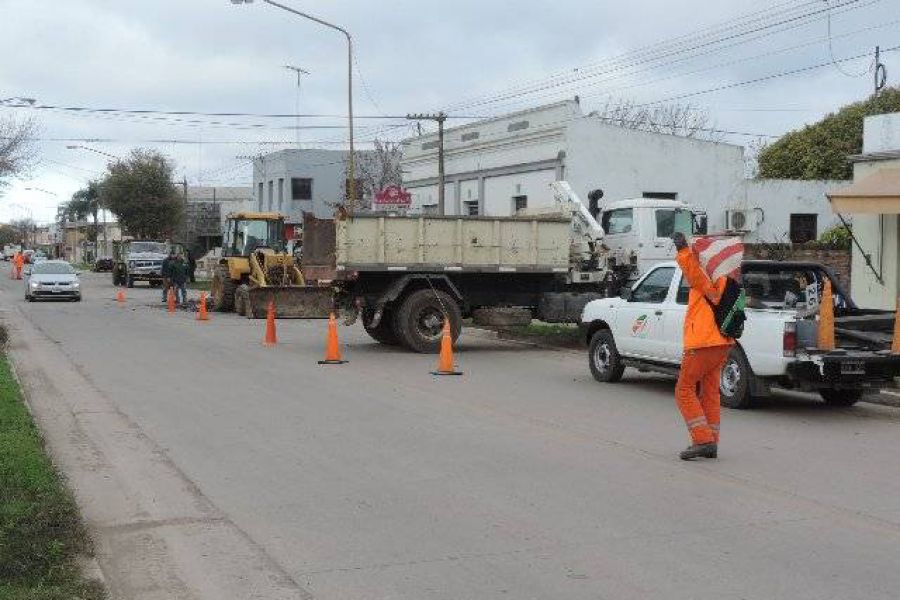 Trabajos de Bacheo - Foto FM Spacio