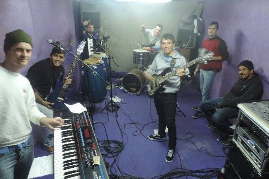 Miguelon y sus Fieles - Foto FM Spacio