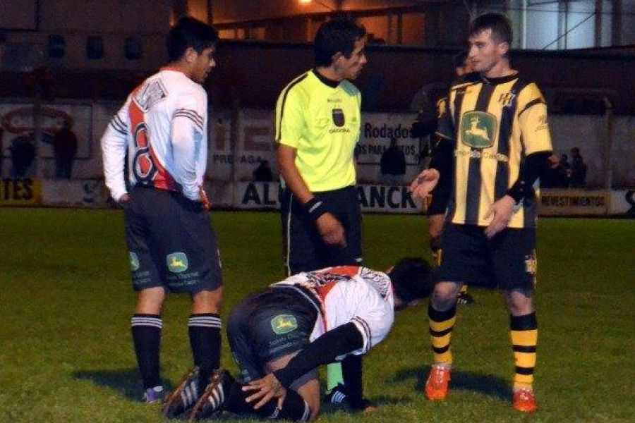 LEF Primera CAF vs CAP - Foto FM Spacio