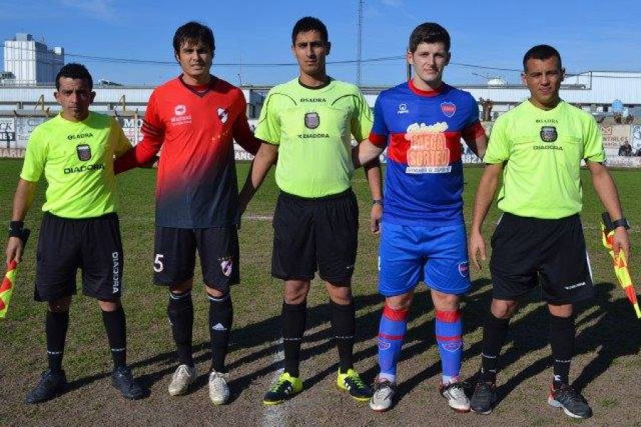 LEF Primera CAF vs CADO - Foto FM Spacio