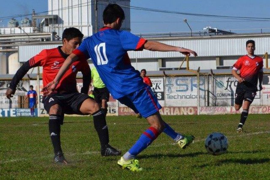 LEF Primera CAF vs CADO - Foto FM Spacio