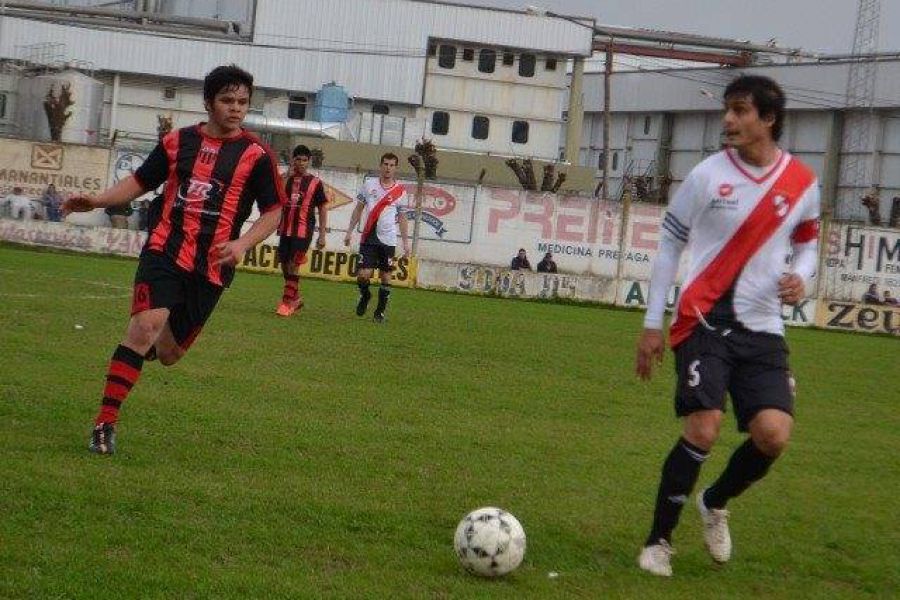 LEF Primera CAF vs ADJ - Foto FM Spacio