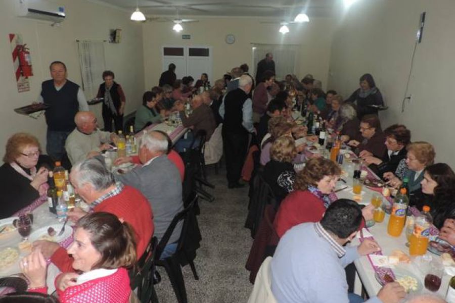 Cena Club de Abuelos - Foto FM Spacio