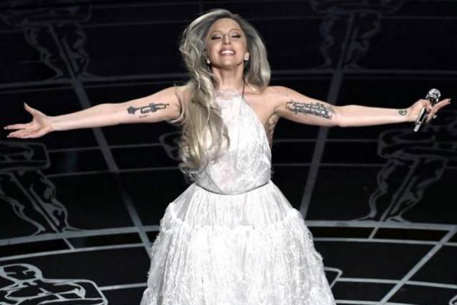 Lady Gaga abre la paleta de estilos en «Joanne»