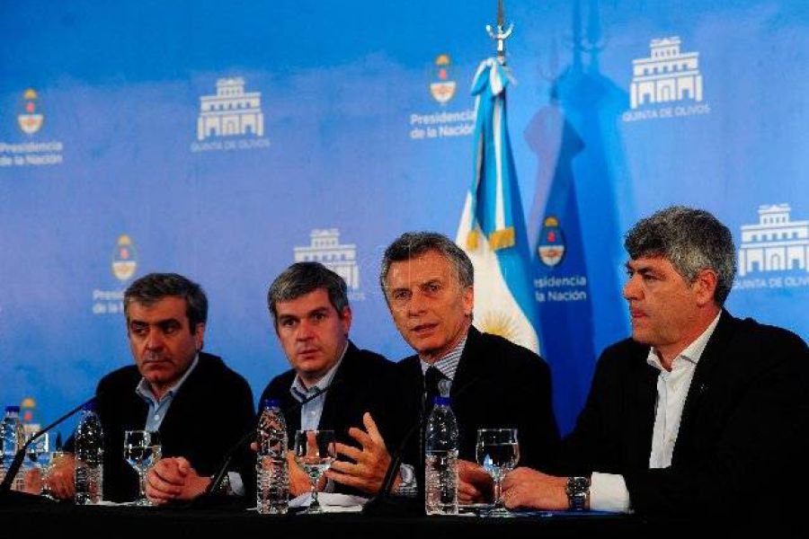 El Gobierno anuncia la baja gradual de 0.5 puntos a la soja