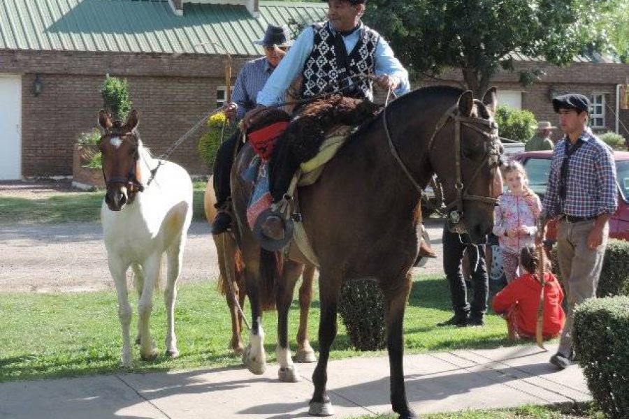 Cabalgata por la Fe y Union de los Pueblos - Foto FM Spacio