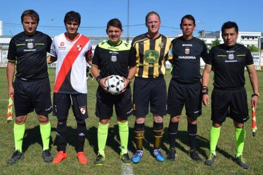 LEF Primera CAF vs CAP - Foto FM Spacio