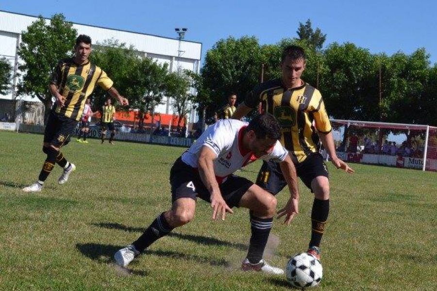 LEF Primera CAF vs CAP - Foto FM Spacio