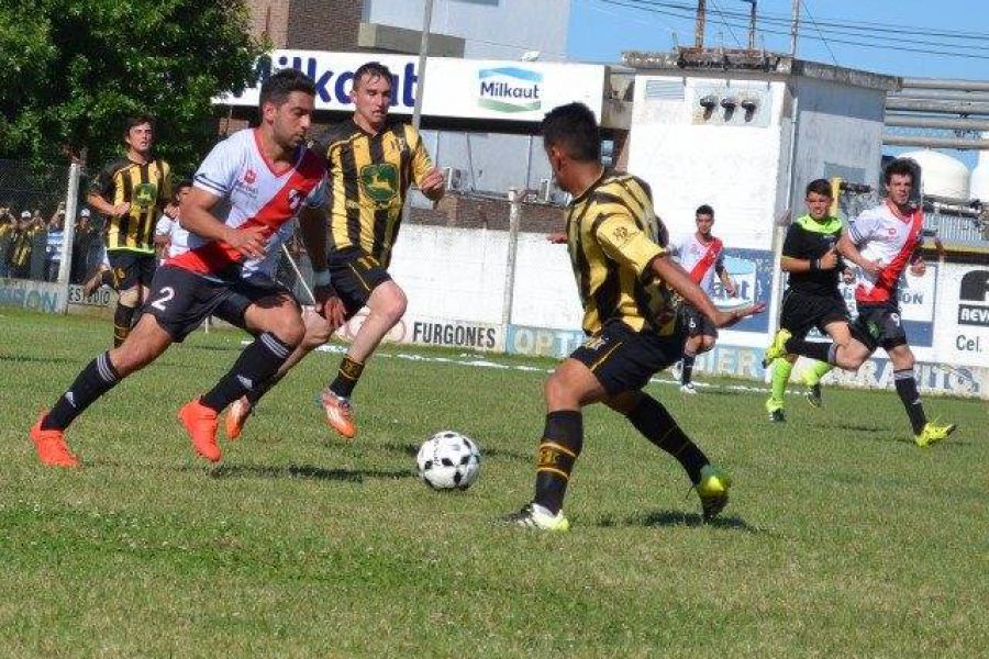 LEF Primera CAF vs CAP - Foto FM Spacio