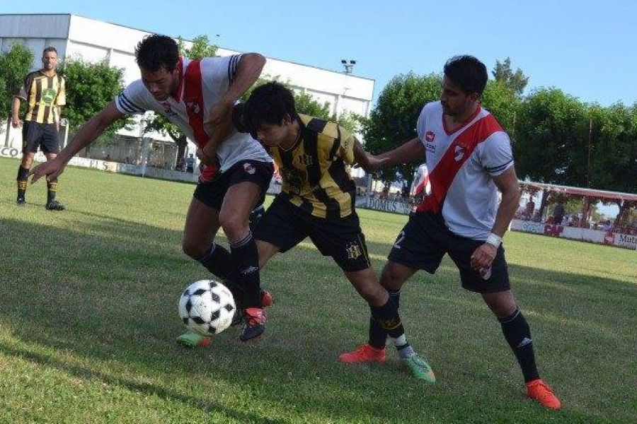 LEF Primera CAF vs CAP - Foto FM Spacio