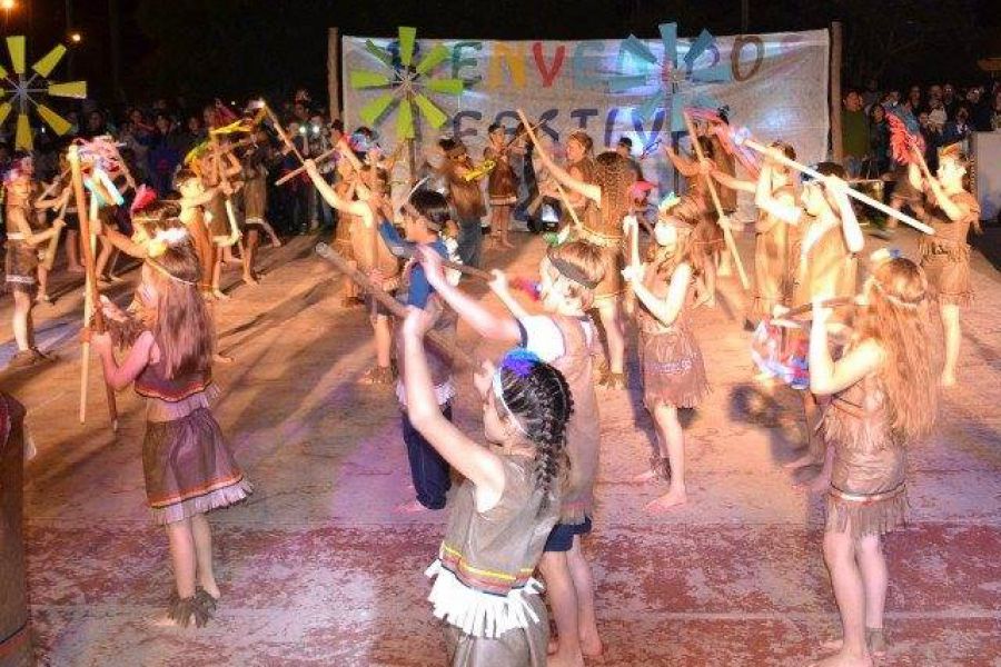 Velada anual Escuela 321 - Foto FM Spacio