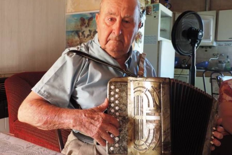Recuerdos de fin de año y música con Remigio Oggier