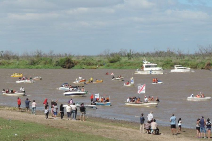 Maraton Santa Fe Coronda en el CAF - Foto FM Spacio