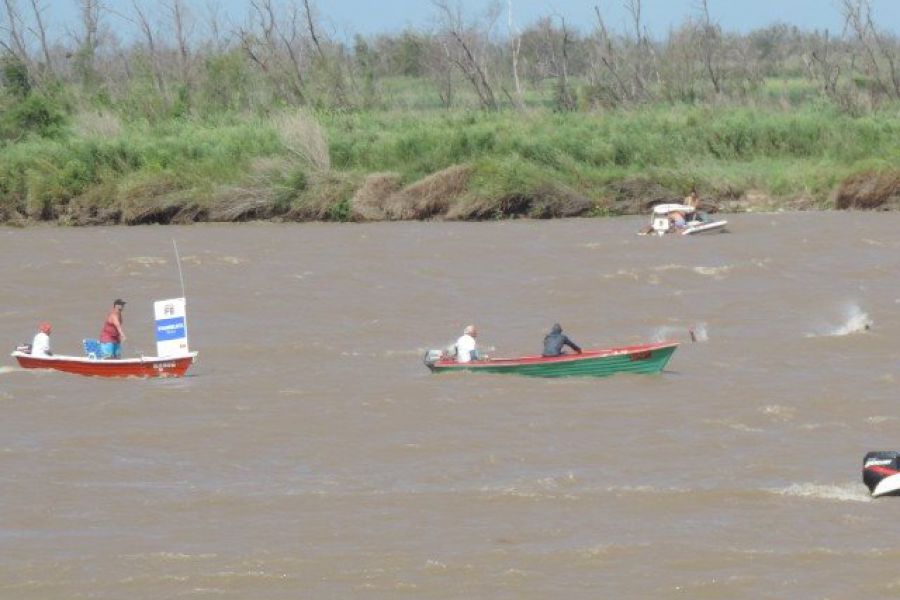 Maraton Santa Fe Coronda en el CAF - Foto FM Spacio