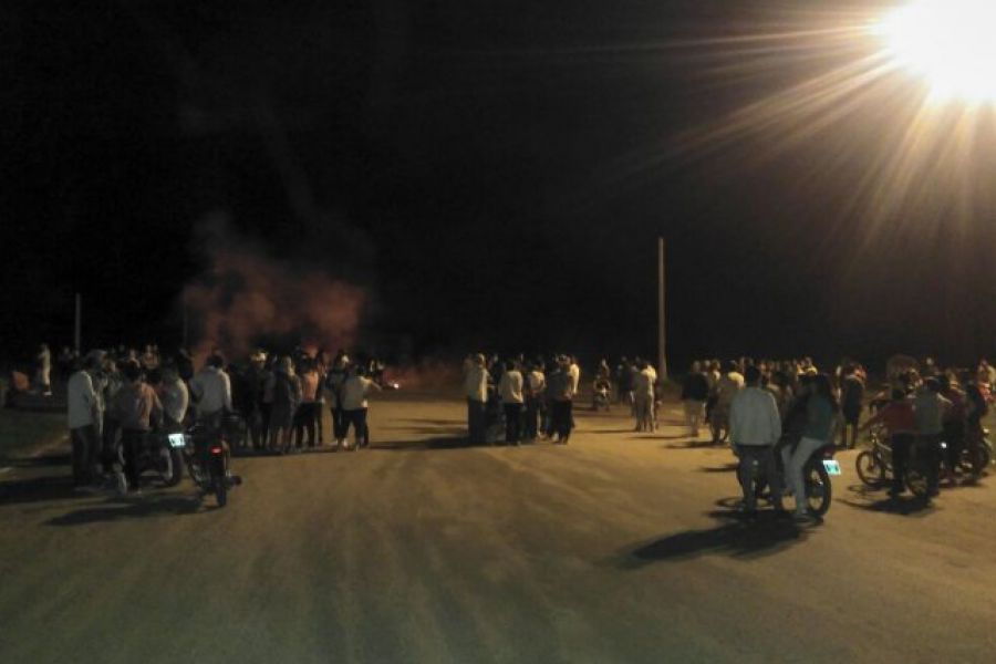 Protesta en Ruta Provincial 1 - Foto FM Latidos