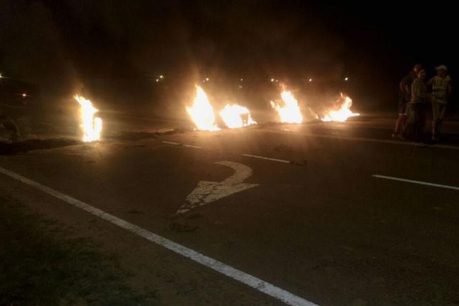 Protesta en Ruta Provincial 1 - Foto FM Latidos