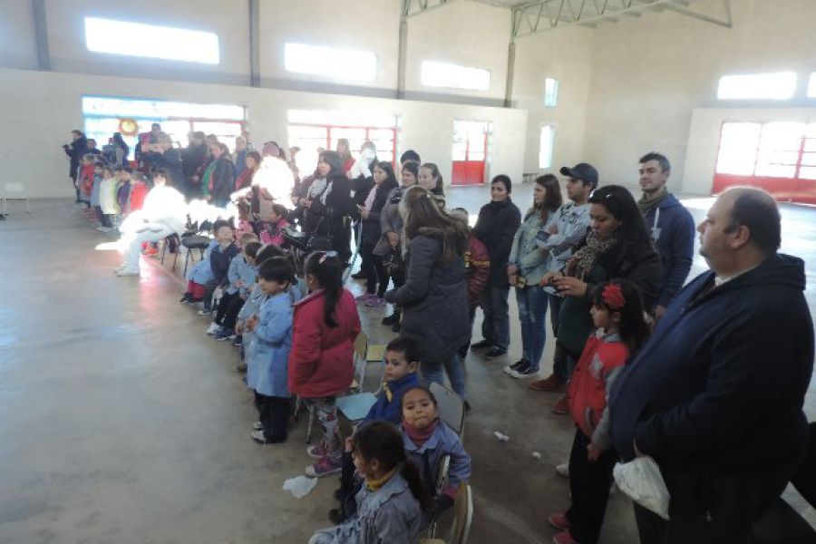 Dia de la Bandera en el Jardin - Foto FM Spacio