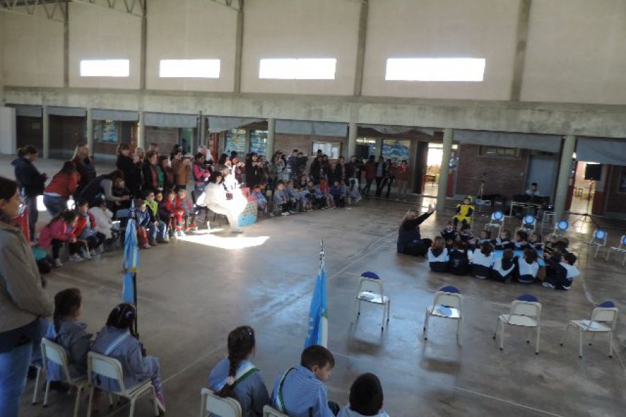 Dia de la Bandera en el Jardin - Foto FM Spacio