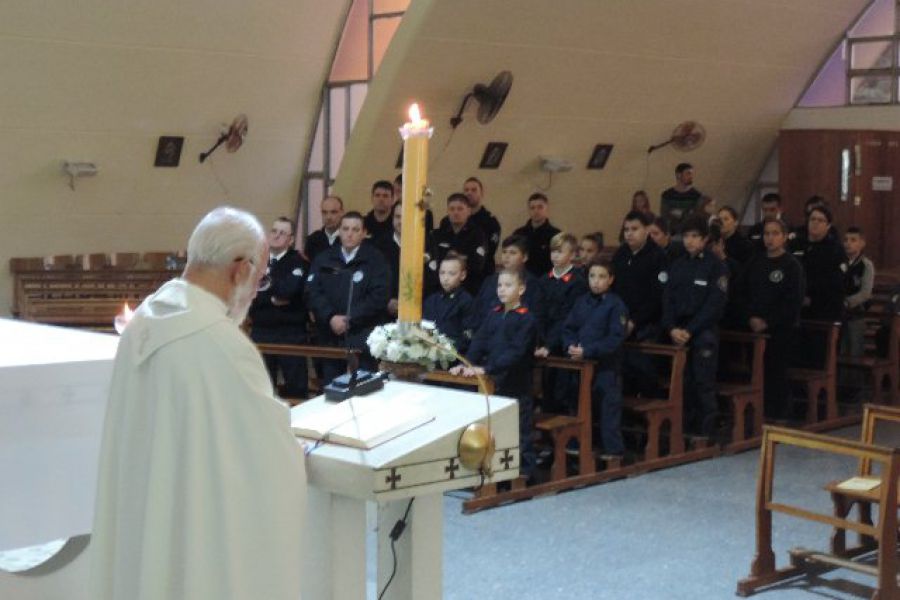 Dia del Bombero Voluntario en Franck - Foto FM Spacio